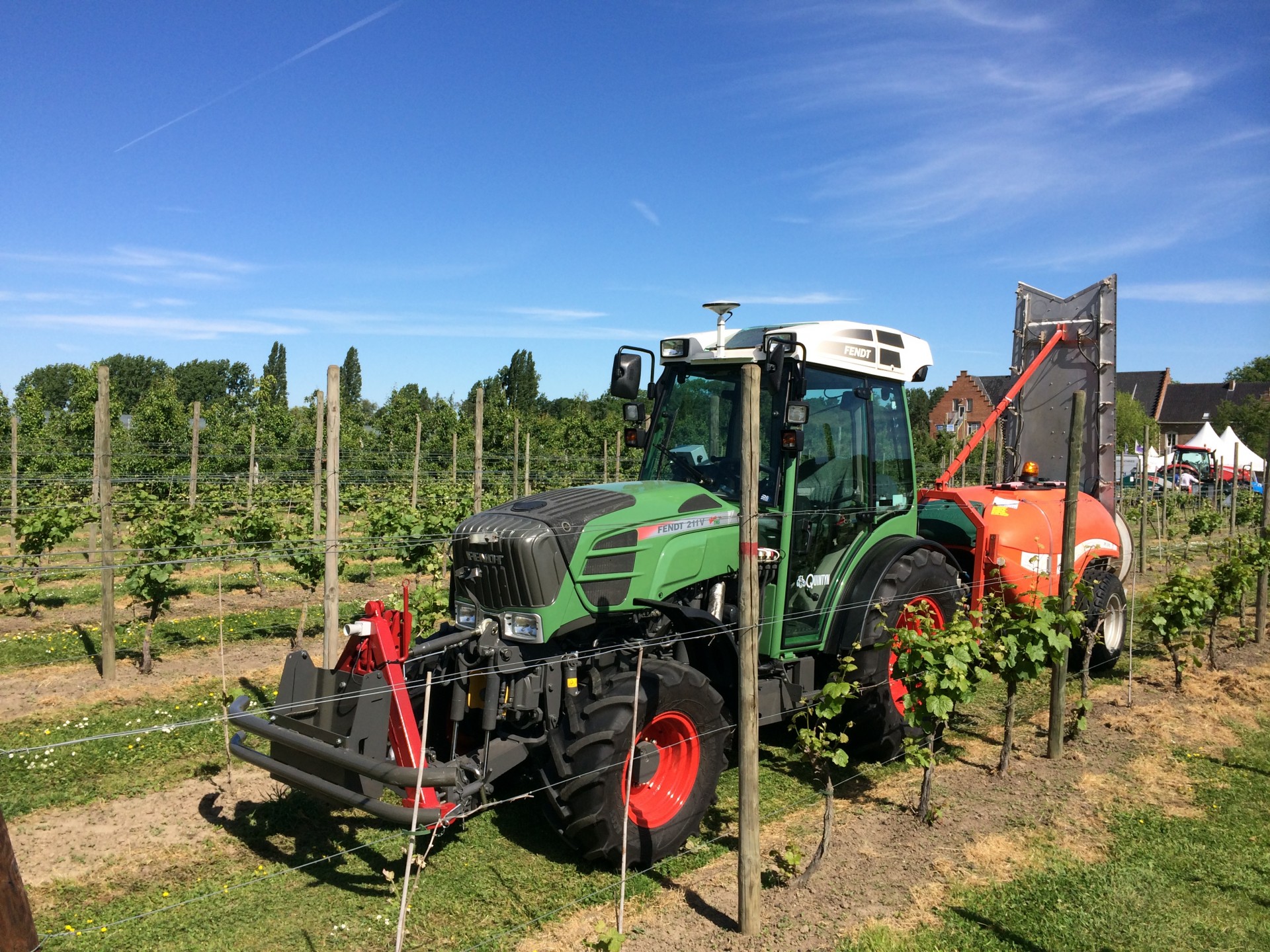 Probotiq Fendt 1.jpg